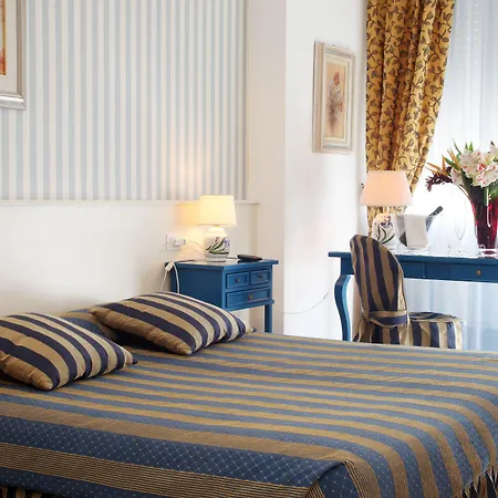 Hotel Vina Del Mar Pineta 4*