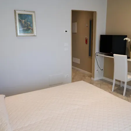 Vina Del Mar Pineta Hotel