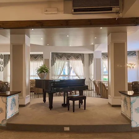 Hotel Vina Del Mar Pineta 4*