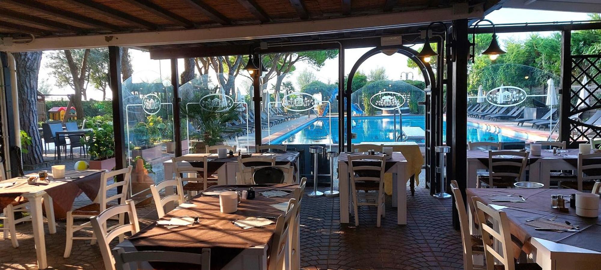 Vina Del Mar Pineta Hotel 4*