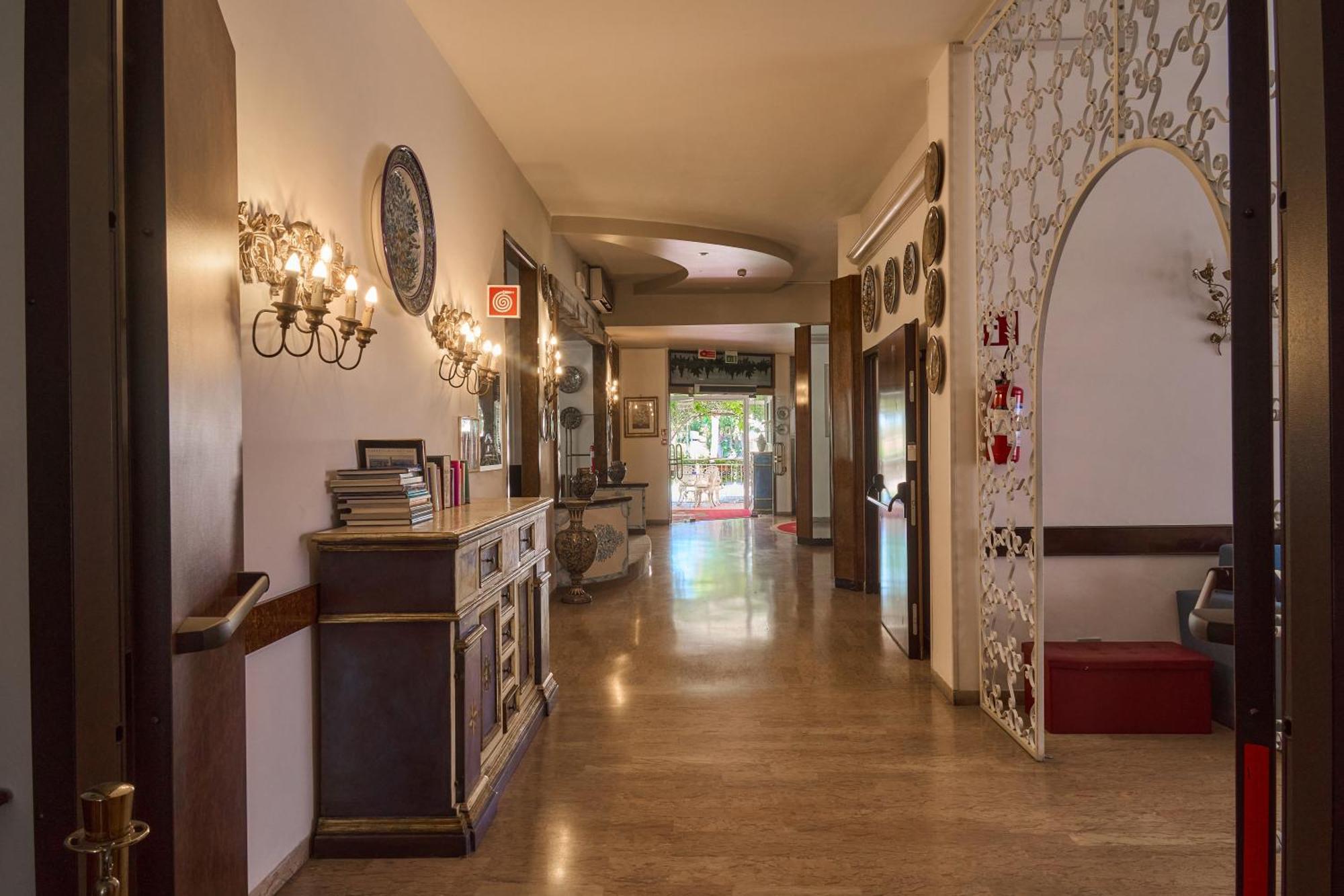 Vina Del Mar Pineta 4*